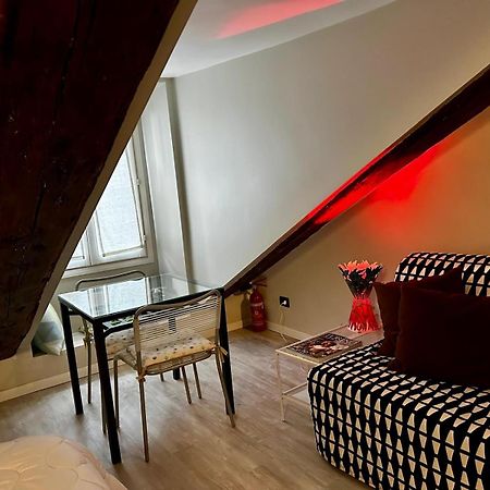 Piccola Mansardina Nel Cuore Di Torino Экстерьер фото